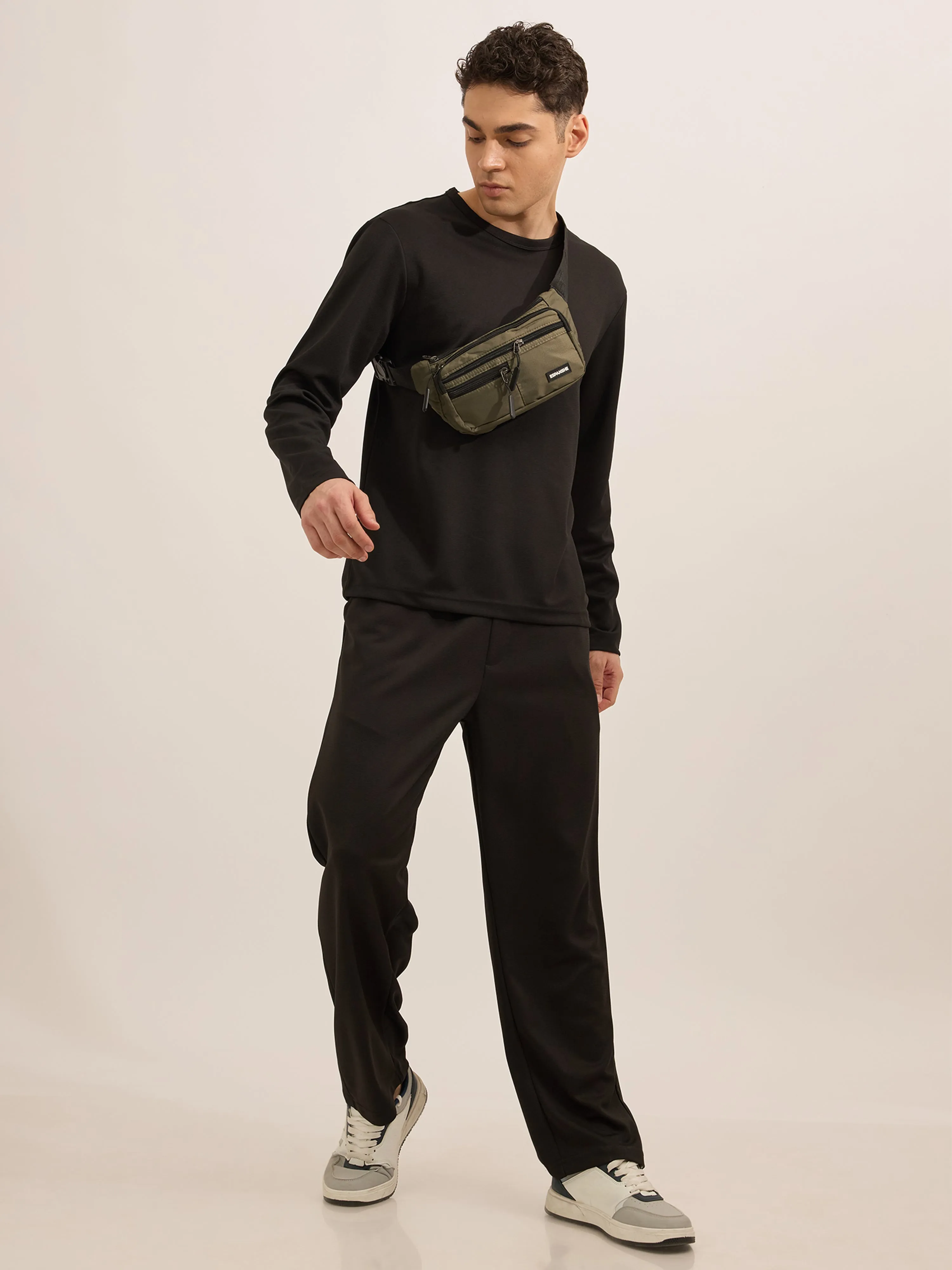 Slate Ride - Relaxed Tshirt - Black