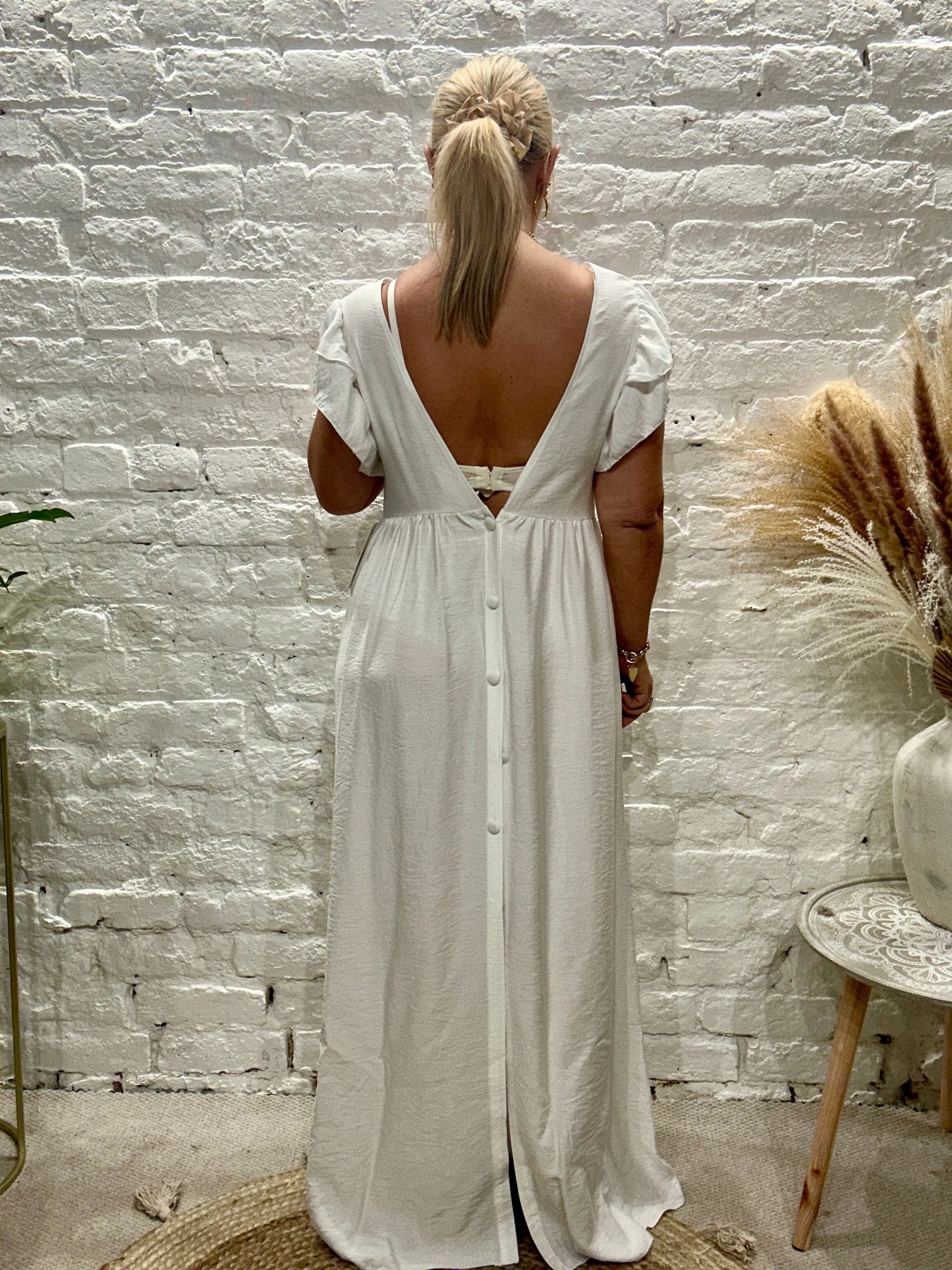 Urban Edge Sandbar Crepe Button Back Maxi Dress